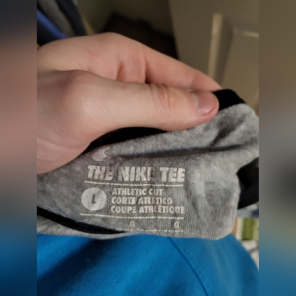 Large Nike Muscle Shirt - Picture 1 of 2